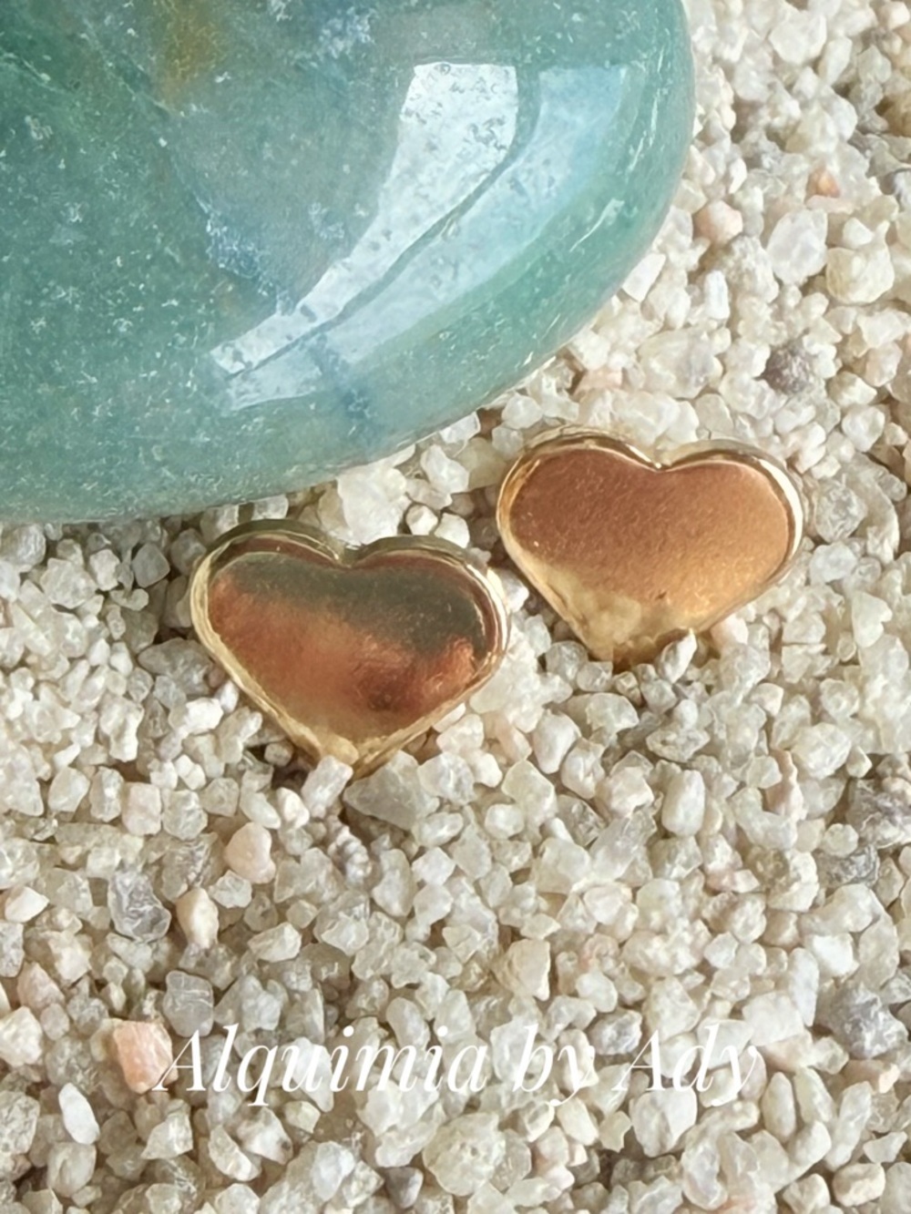 Alquimia Gold Heart Stud Earrings